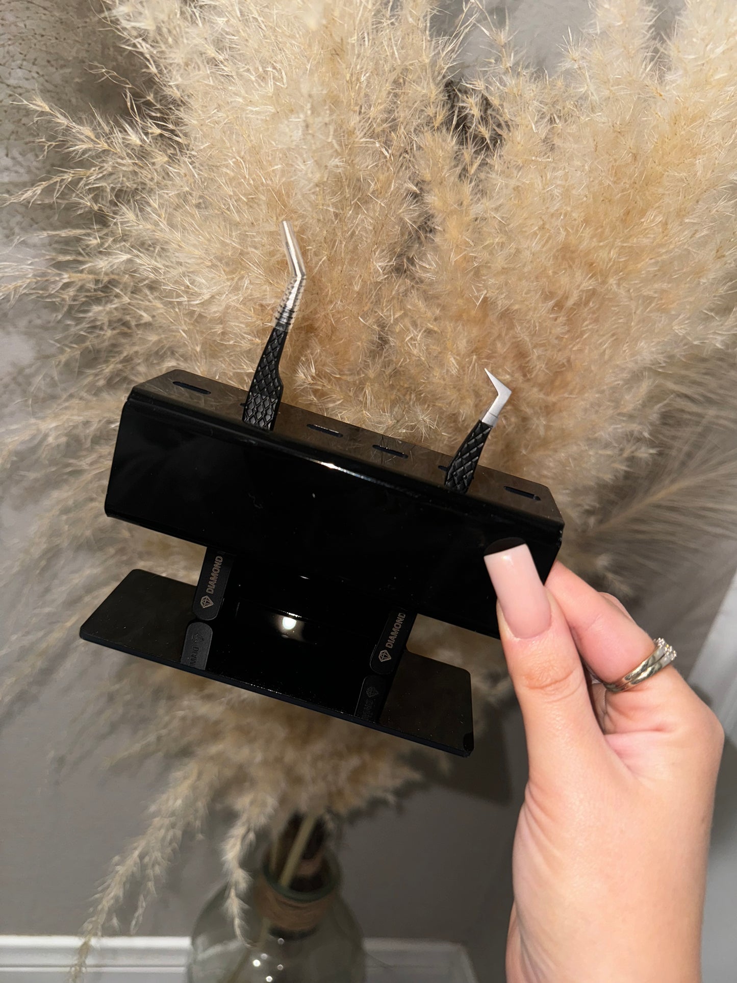 Tweezer Stand